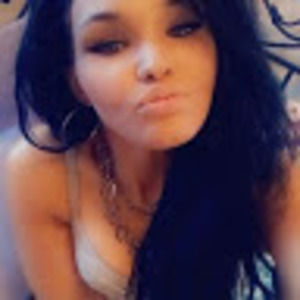 Meet your Posher, Nikole